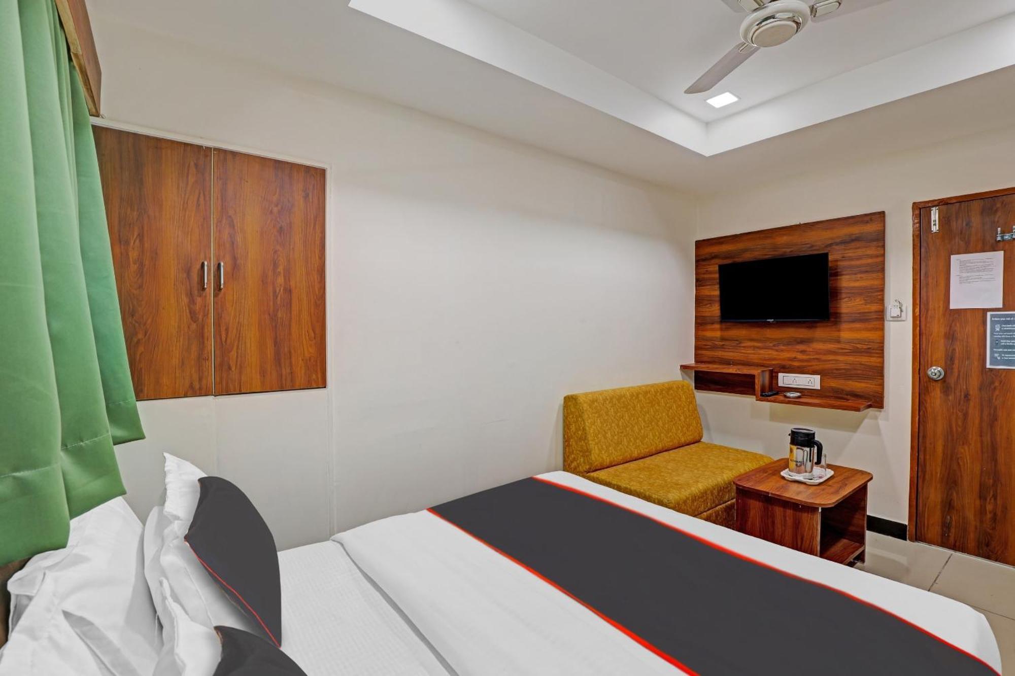 Capital O Bhavya Villa Ahmedabad Eksteriør billede