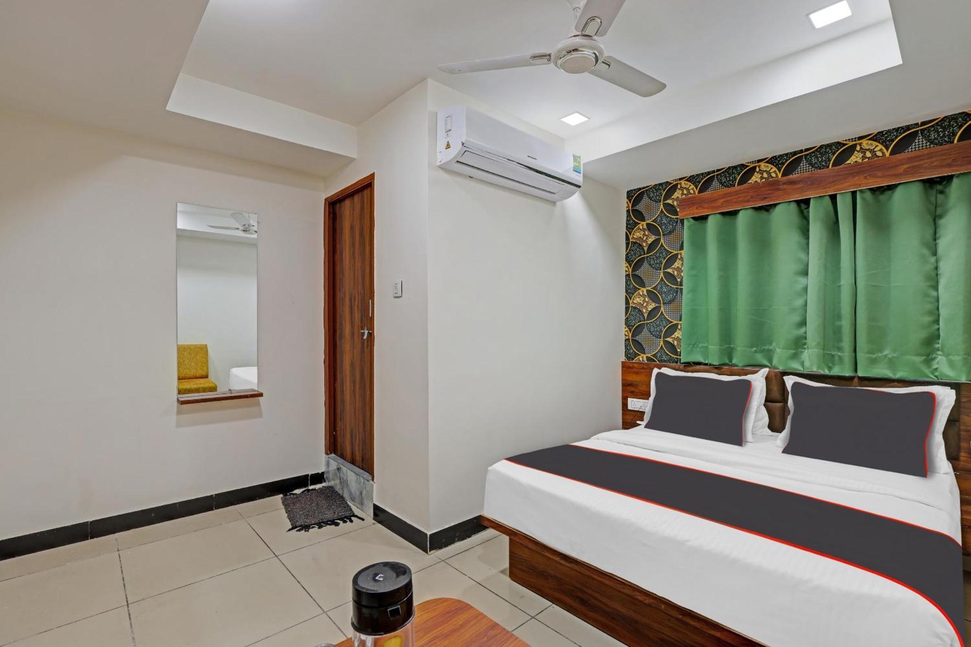 Capital O Bhavya Villa Ahmedabad Eksteriør billede